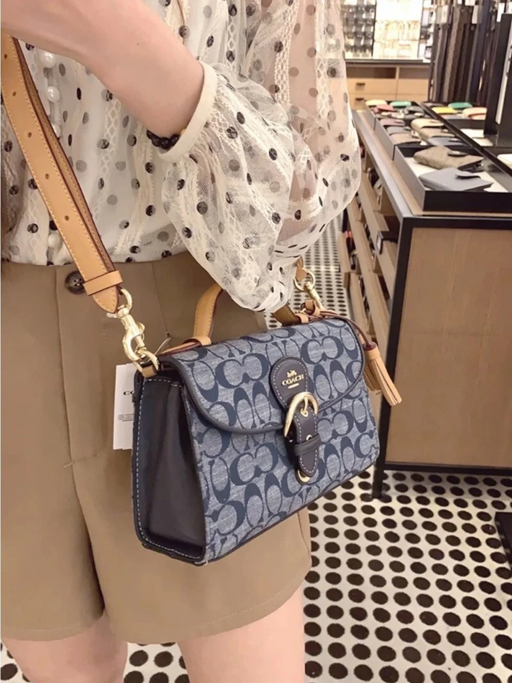 NWT Coach Kleo Top Handle In Signature Chambray C8513